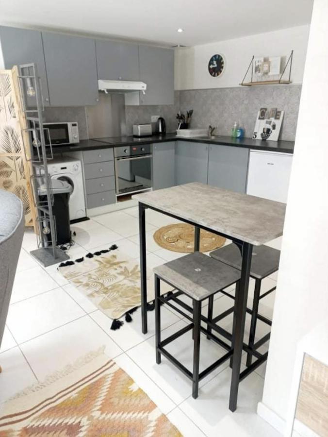 Coup De Coeur Sur Le Port De St Goustan, Tres Bel Appartement Avec Terrasse Auray Exterior foto